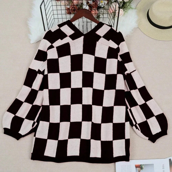 Black Casual Women's Plus Size Plaid Round Neck Long Sleeve Knit Cardigan - Picture 3 of 4